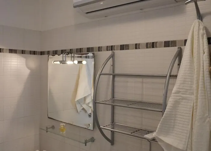 Stazione Trastevere Apartamento *